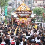 भव्य और दिव्य रथ में सवार होकर, भक्तो को दर्शन देने निकले भगवान जगन्नाथ