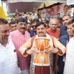 विश्व की सबसे बड़ी संस्कार कांवड़ यात्रा में 1.5 लाख से अधिक शामिल हुए कांवडिए